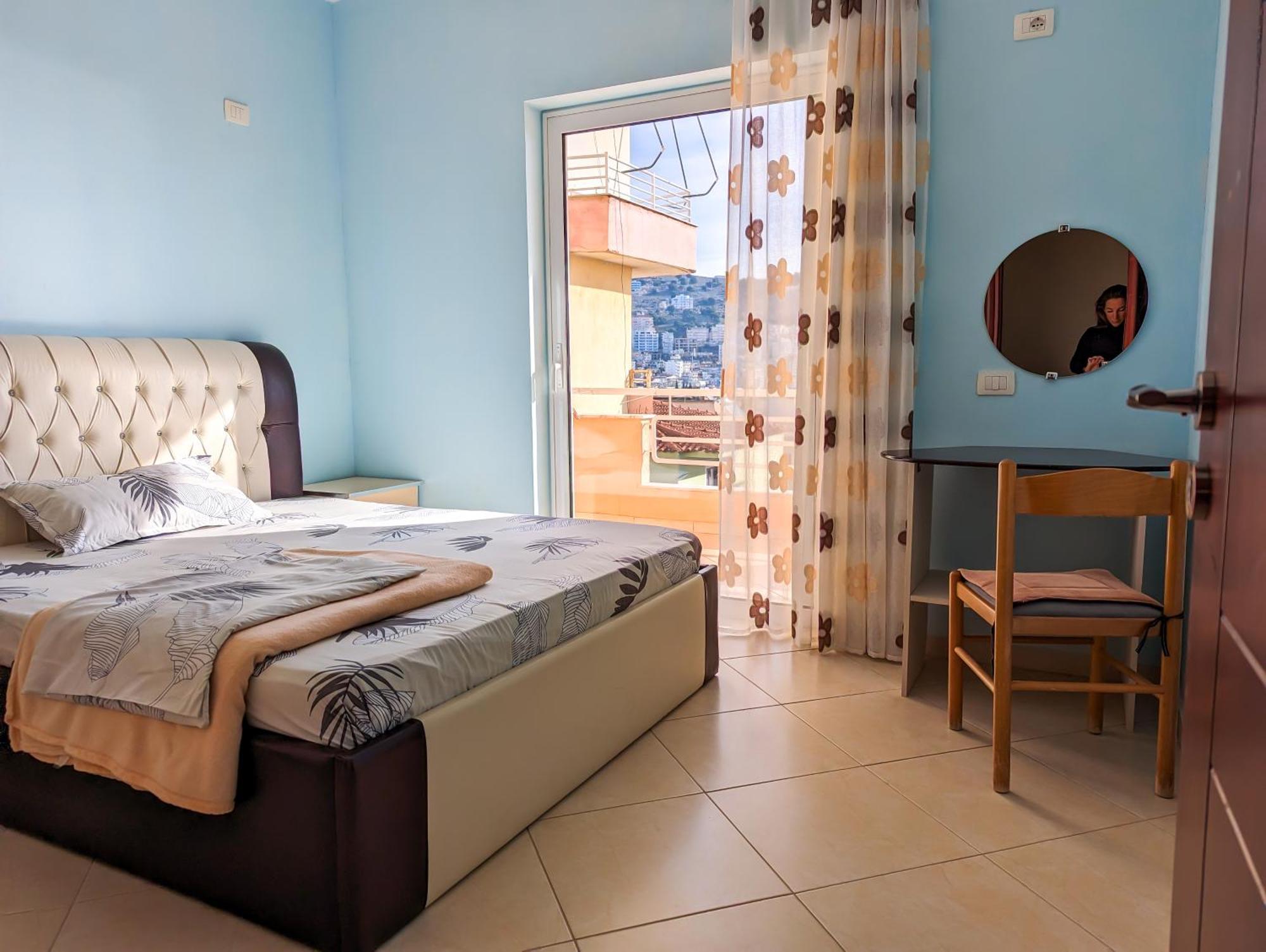 Sarah'S Apartments - 5 Min Walk To Beaches & Boulevard - Big Balcony! Sarandë Exterior foto